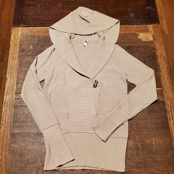 GAP Sweaters - Gap cream hooded ribbed knit sweater